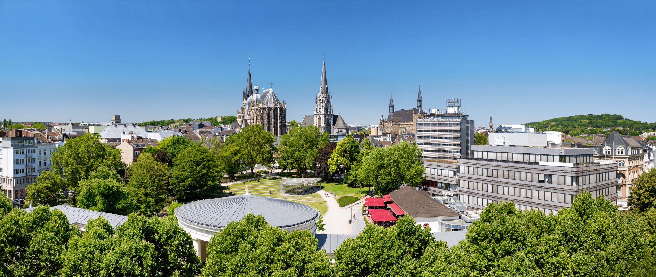 Aachen - Achener Dom, Katschhof & Rathaus